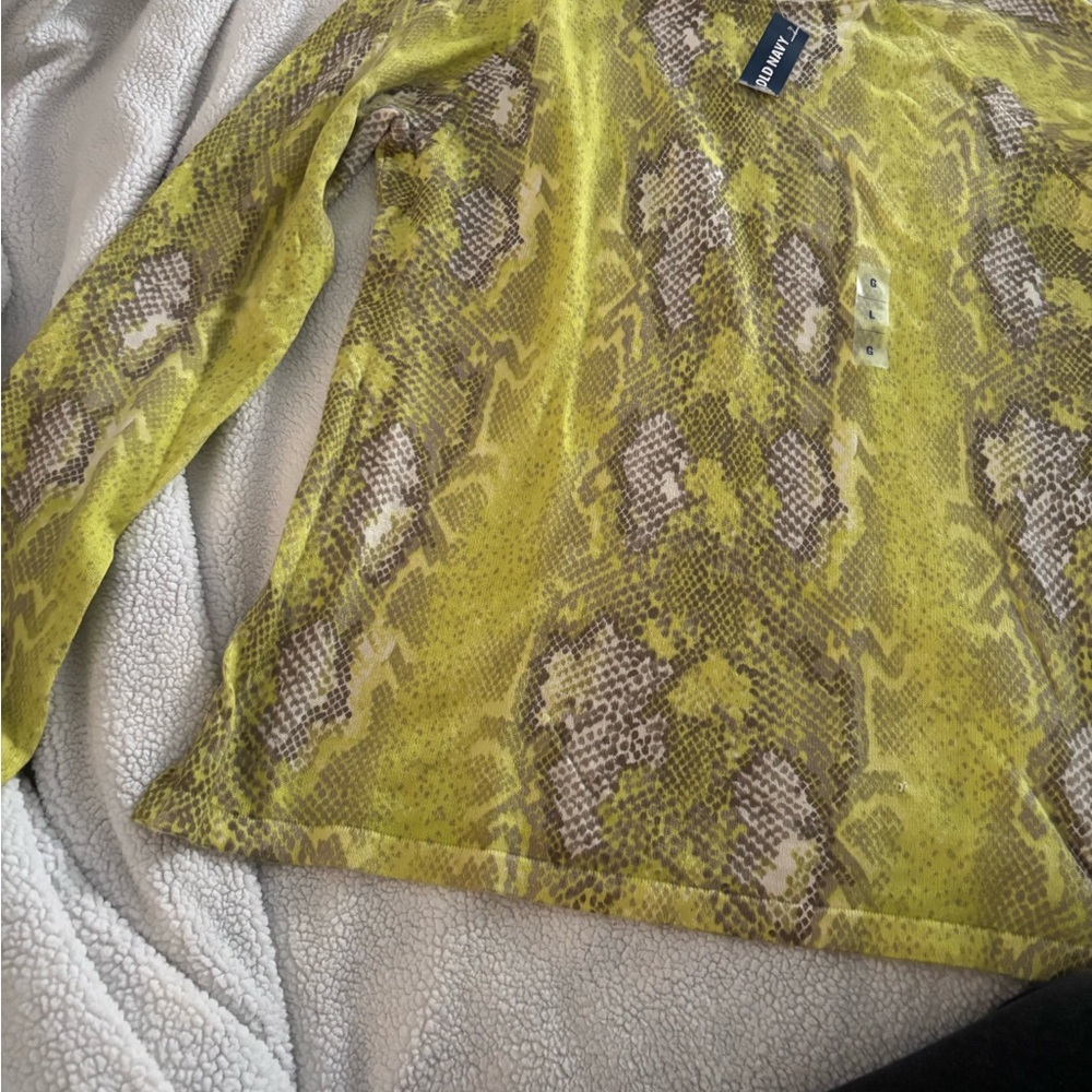 NWT Old Navy Yellow and Brown Snake Print Top perfect casual work